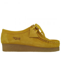 AGOT ZAPATO WALLABEE SERRAJE PARA MUJER BEE OCRE AGOT013