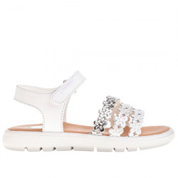 PABLOSKY SANDALIA PIEL VELCRO TIRA FLORES PARA NIÑA 442200 BLANCO PAB143