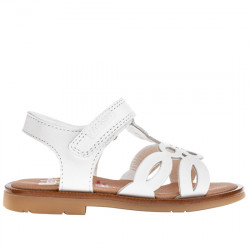 PABLOSKY SANDALIA PIEL VELCRO TIRA FLOR PARA NIÑA 056800 BLANCO PAB144