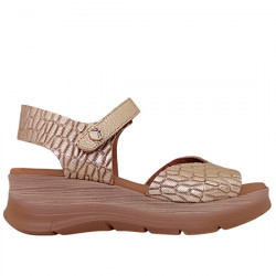 PAULA URBAN SANDALIA PIEL METALIZADA TEXTURA CUÑA MUJER 24-726 CAMPAN PAUR015