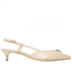 GUESS SLINGBACK PIEL DETALLE LOGO FRONTAL TACÓN MUJER JESSON FLPJESLEA05 CREAM GUE123