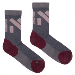 NNORMAL RACE SOCKS CALCETINES DE RUNNING COMPRESIVOS UNISEX N1ARS02-006 PURPLE NNOR052