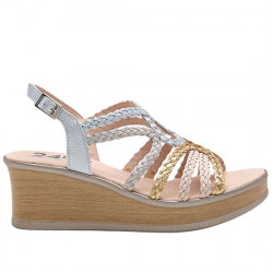 24HRS SANDALIA PIEL TRENZADA CUÑA DE MUJER 26797 COMBI METALIZADO HRS050